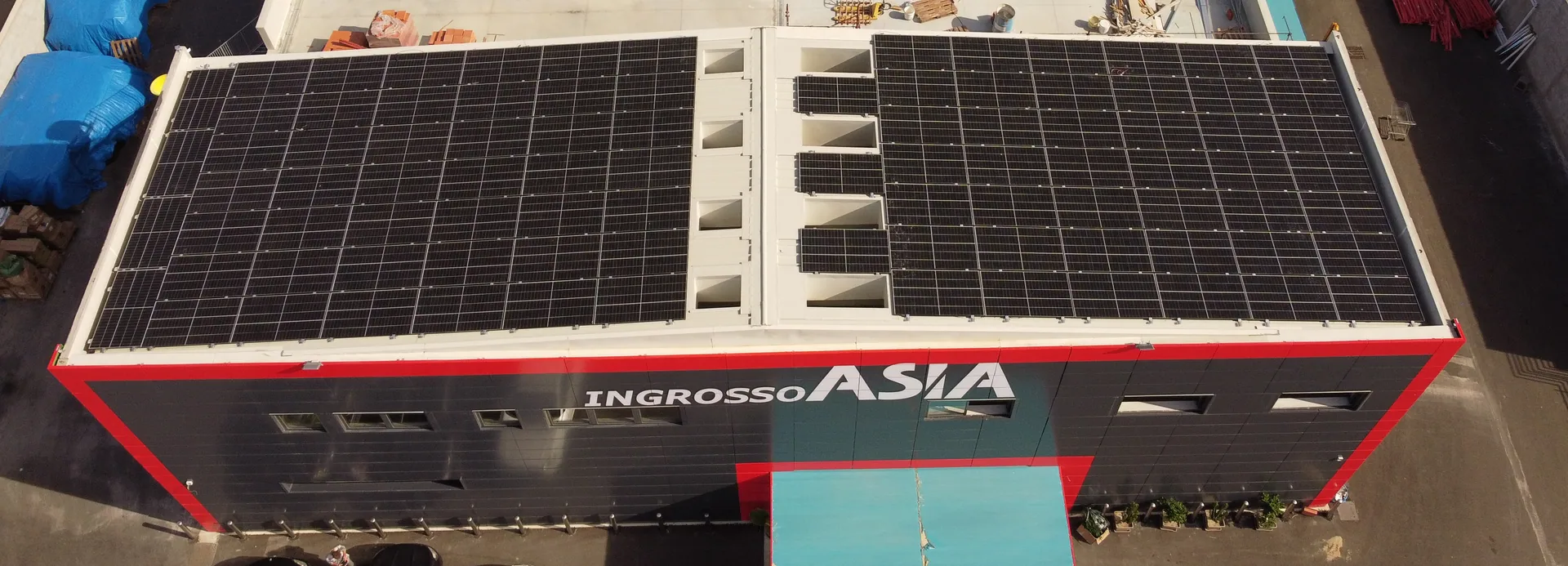 Copertura industriale con impianto fotovoltaico
